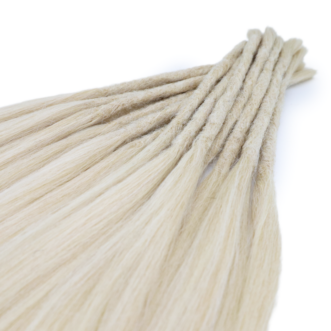 Light Blonde Synthetic Extensions